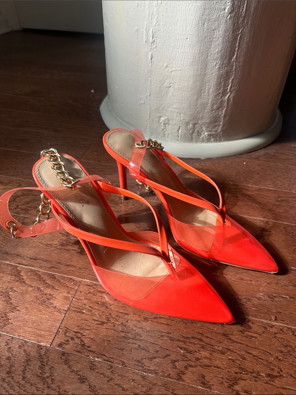 Shoe Dazzle Bright Coral Slingback Pointed-Toe Heels with Gold Chain